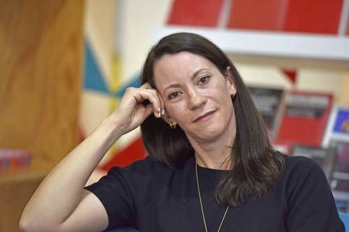Mariana-Marsal-presenta-Pespuntes-novela-sobre-memoria-identidad-y-costura-1